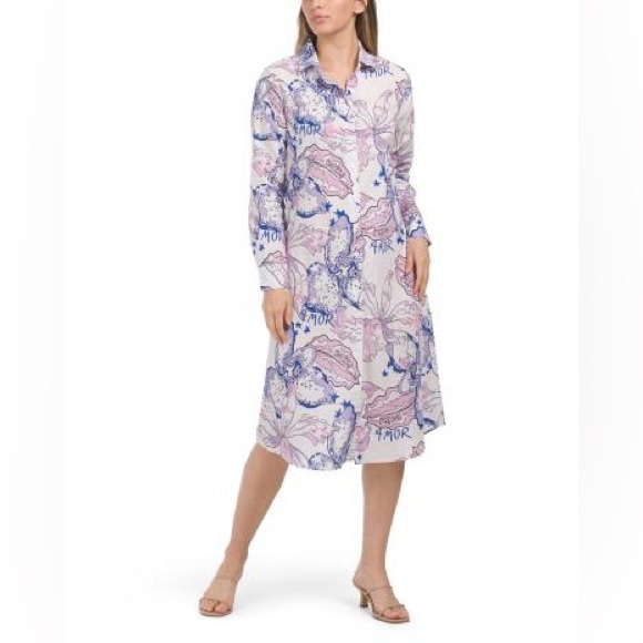 Las Surenas Dresses & Skirts - Las Surenas Amor shirt dress is a button-down style